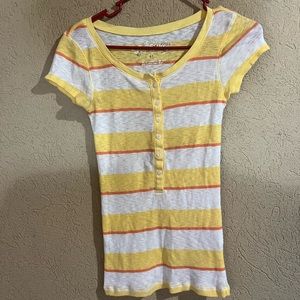 Aeropostale short sleeve button up top size medium